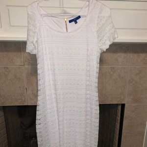 Beautiful white dress never worn without tags